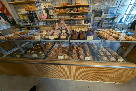Cake Shop Aston photo 2